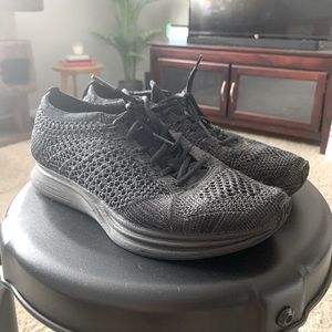 Nike fly knit racers